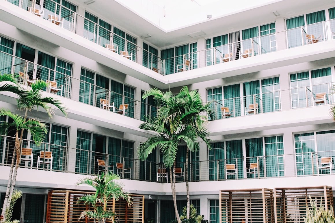 Du lịch và dịch vụ lưu trú